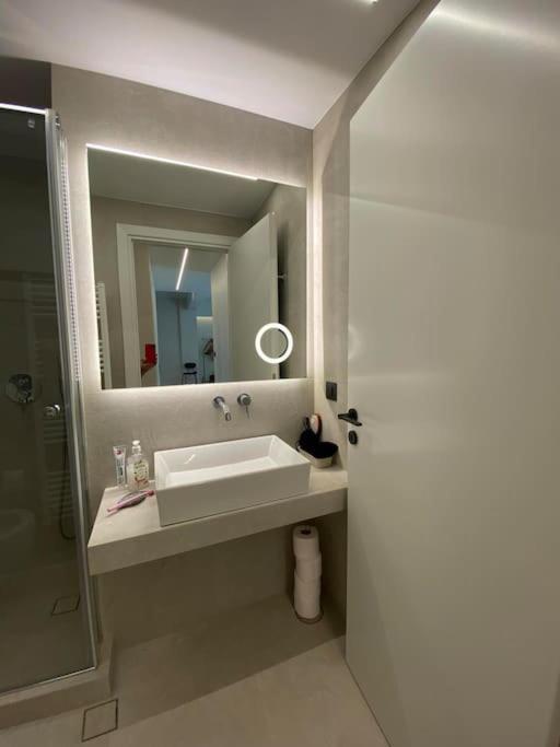Sapfo Luxury Apartment 1 In Атина Екстериор снимка
